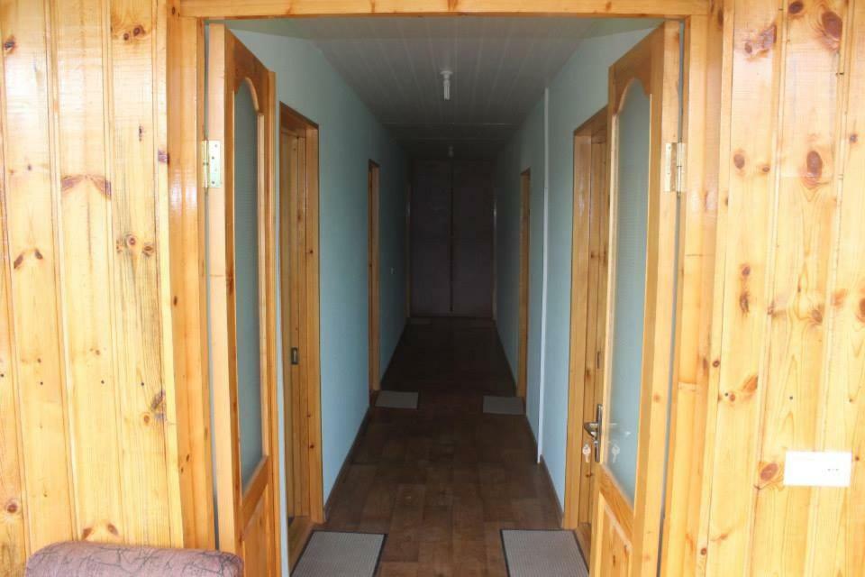 Guest House Tsasne Omalo Exterior photo